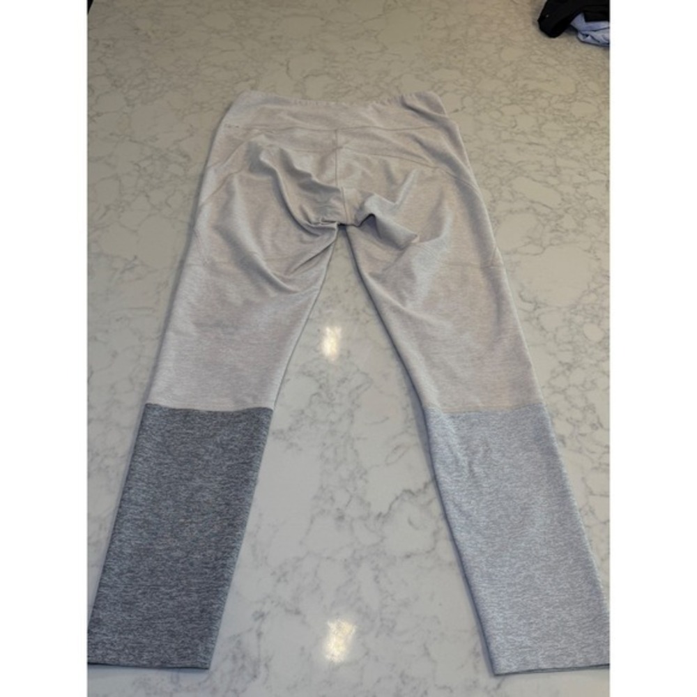 Outdoor Voices Size Medium 7/8 Dipped Legging Oatmeal Dove Ash Leggings - Picture 3 of 6
